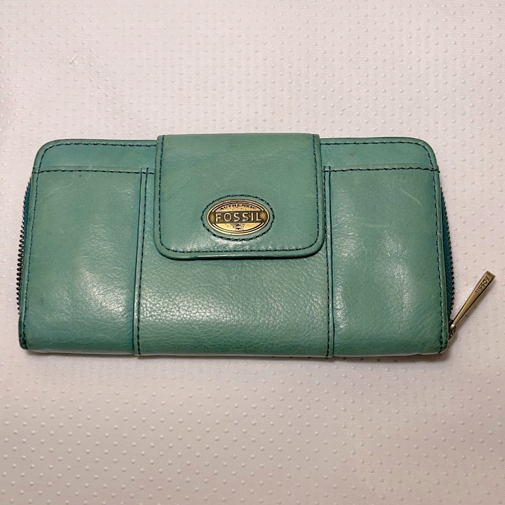 Vintage Turquoise Fossil Cow Hide Leather Wallet
